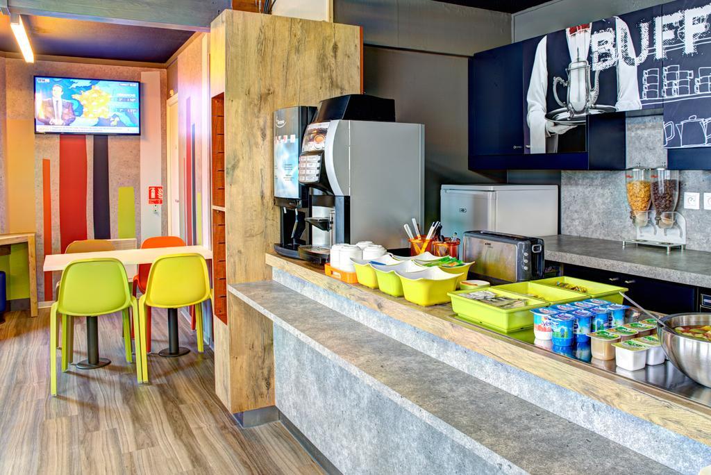 Ibis Budget Caen Memorial Saint-Contest Esterno foto